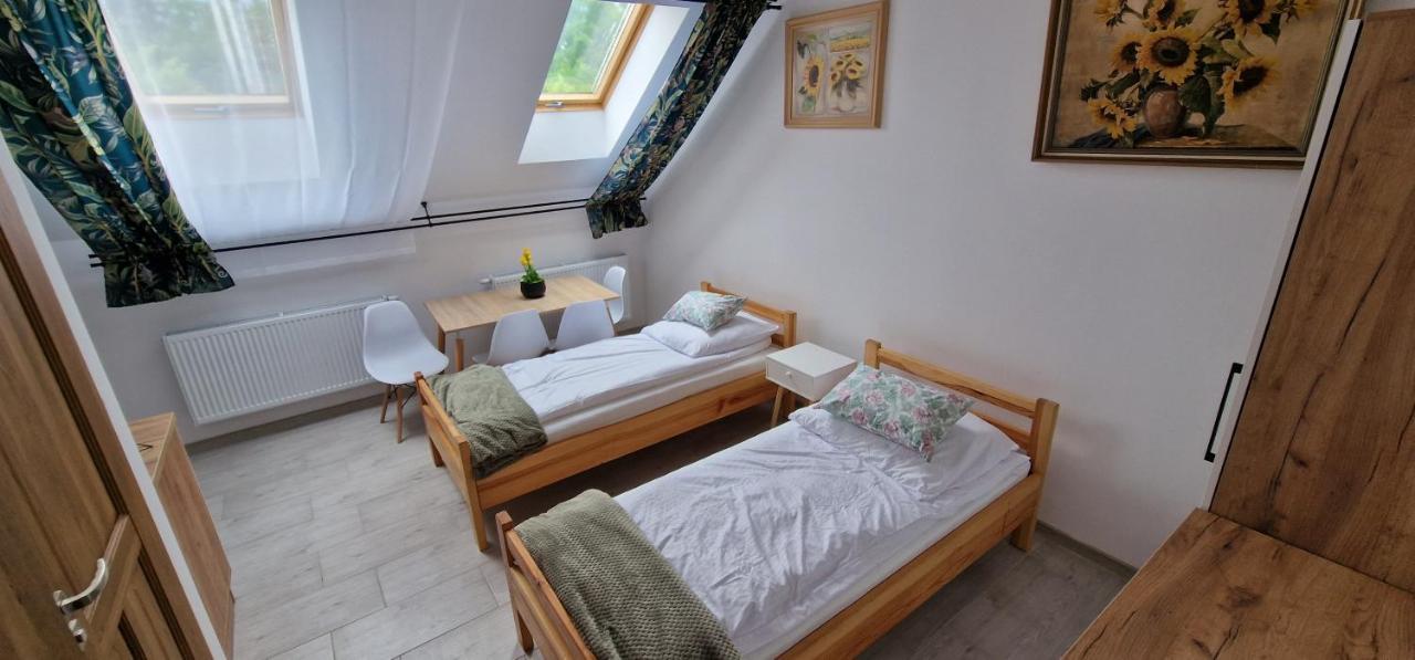 Ferienwohnung Zielona Ostoja Ulica Szpitalna 3C Kamieniec Ząbkowicki Exterior foto